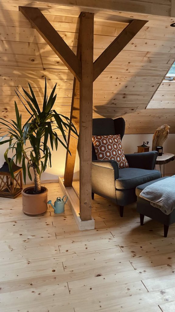 Rodltal-huetten_Ferienhaus_GruBaer_Wohnzimmer